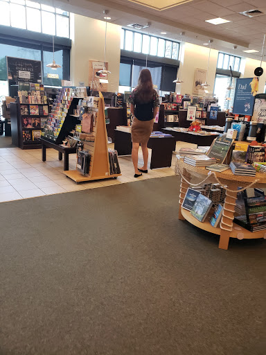 Book Store «Barnes & Noble», reviews and photos, 112 Eisenhower Pkwy, Livingston, NJ 07039, USA