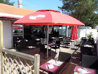 Atmosphère du Restaurant La Paillote à La Tranche-sur-Mer - n°2
