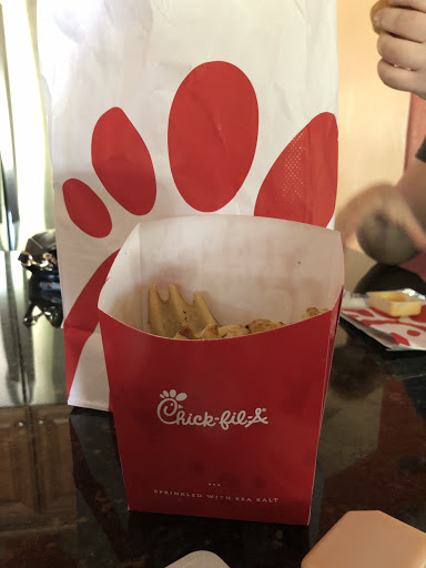 Fast Food Restaurant «Chick-fil-A», reviews and photos, 2533 S Market St, Gilbert, AZ 85295, USA