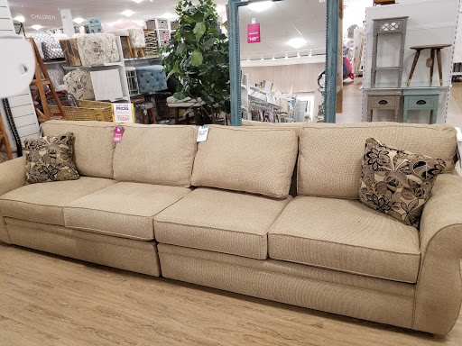 Department Store «HomeGoods», reviews and photos, 9616 Reisterstown Rd, Owings Mills, MD 21117, USA