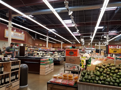 Grocery Store «Fresh Thyme Farmers Market - Omaha», reviews and photos, 14949 Evans Plaza, Omaha, NE 68116, USA