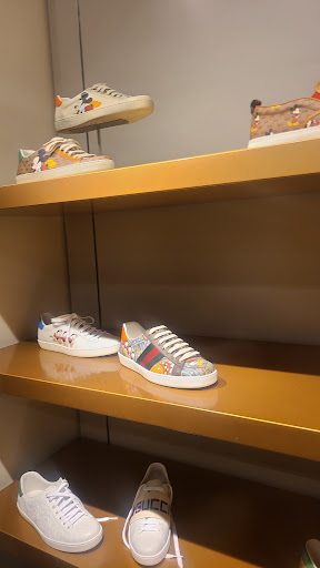 Boutique «Gucci Outlet», reviews and photos, 3939 S Interstate Hwy 35 #1050, San Marcos, TX 78666, USA