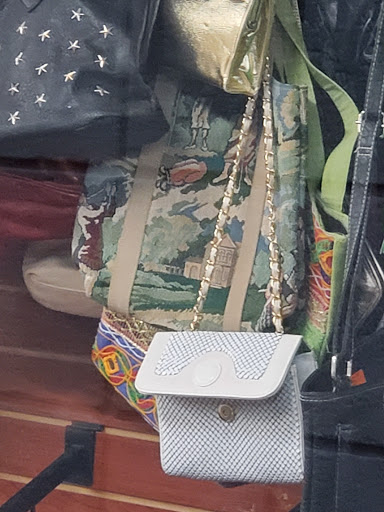 Non-Profit Organization «Society of St. Vincent de Paul - Bell Road Thrift Store», reviews and photos, 2945 E Bell Rd, Phoenix, AZ 85032, USA