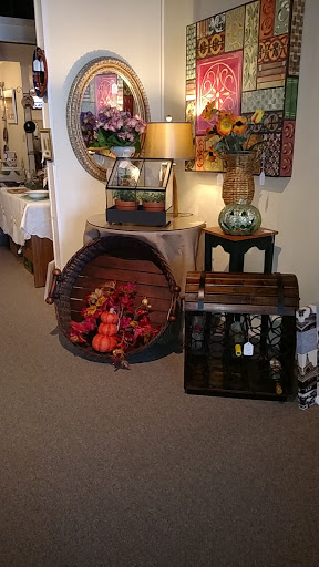 Consignment Shop «What A Find», reviews and photos, 154 Huttleston Ave, Fairhaven, MA 02719, USA