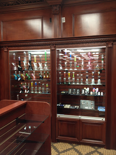 Tobacco Shop «Smokers Planet», reviews and photos, 1495 W 14 Mile Rd, Madison Heights, MI 48071, USA