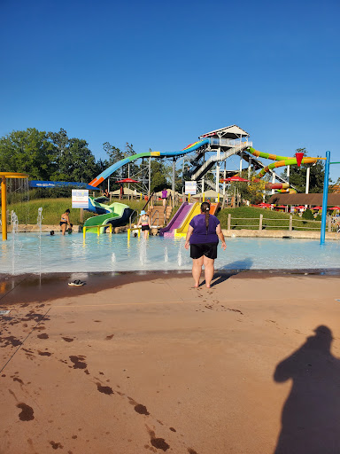 Water Park «SOAKya Water Park», reviews and photos, 1730 Lakeview Dr, Rossville, GA 30741, USA