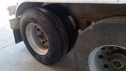 Tire Shop «Luling Tire Service», reviews and photos, 607 S Magnolia Ave, Luling, TX 78648, USA