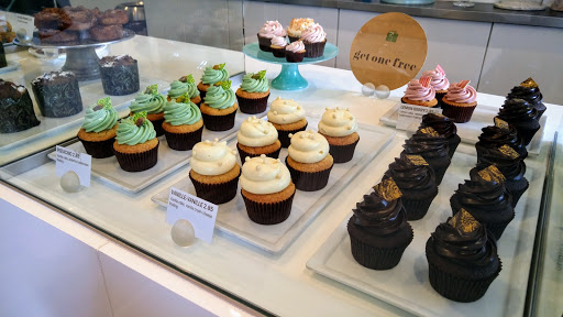 Pastry Shop «Tout De Sweet Pastry Shop», reviews and photos, 7831 Woodmont Ave, Bethesda, MD 20814, USA