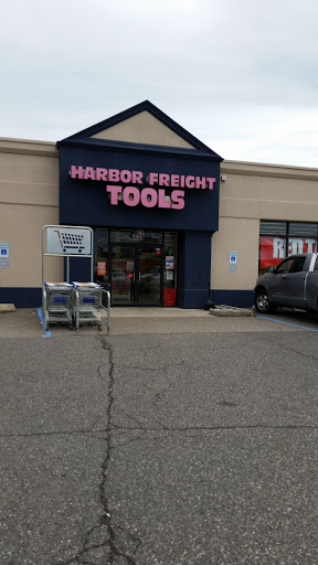Hardware Store «Harbor Freight Tools», reviews and photos, 441 Market St, Saddle Brook, NJ 07663, USA