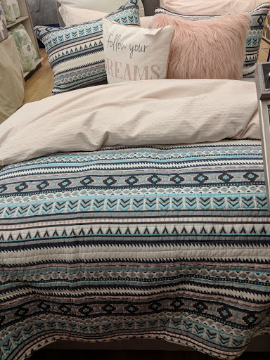 Department Store «Bed Bath & Beyond», reviews and photos, 251 E Main St, Elmsford, NY 10523, USA