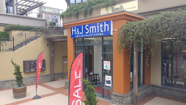 Remarkables Park Shopping Centre, 4 Hawthorne Drive, Frankton, Queenstown 9300, New Zealand