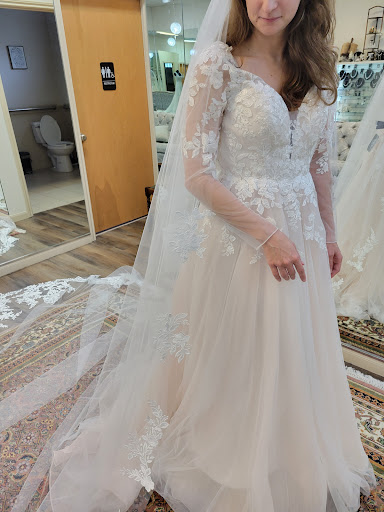 Bridal Shop «Brides By Elizabeth, Inc», reviews and photos, 1120 W Blanco Rd, San Antonio, TX 78232, USA