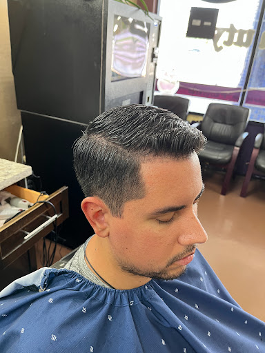 Barber Shop «J J Barber Shop», reviews and photos, 5905 W Bell Rd # 3, Glendale, AZ 85308, USA