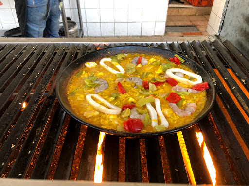 Paella course in Punta Cana