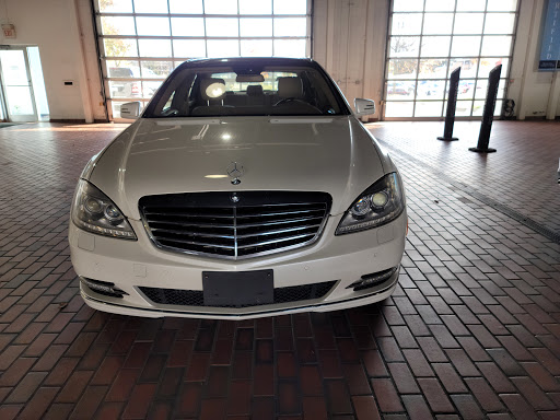 Car Dealer «Logic Auto Sales LLC», reviews and photos, 4920 Commerce Pkwy Unit # 4, Warrensville Heights, OH 44128, USA