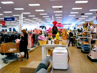 Marshalls & HomeGoods