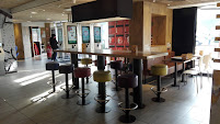 Atmosphère du Restauration rapide McDonald's à Saint-Genis-Laval - n°10