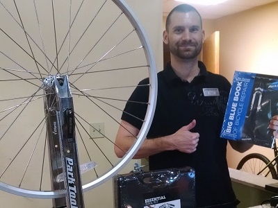 Bicycle Store «Performance Bicycle», reviews and photos, 1424 Westover Terrace, Greensboro, NC 27408, USA