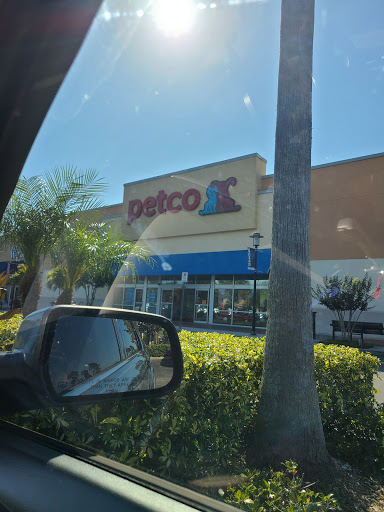 Pet Supply Store «Petco Animal Supplies», reviews and photos, 3246 N John Young Pkwy, Kissimmee, FL 34741, USA