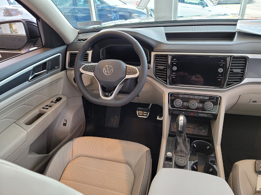 Volkswagen Dealer «Sutliff Volkswagen», reviews and photos, 1301 Paxton St, Harrisburg, PA 17104, USA