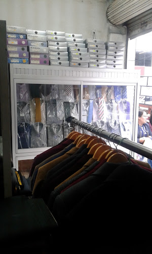 Opiniones de Trajes YAMAHA en Latacunga - Tienda de ropa