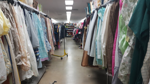 Thrift Store «The Salvation Army Family Store & Donation Center», reviews and photos, 1035 E Rand Rd, Arlington Heights, IL 60004, USA