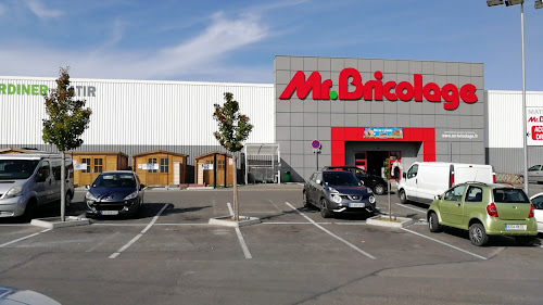 Magasin de materiaux de construction Mr.Bricolage Saint Martin Lacaussade - Blaye Saint-Martin-Lacaussade