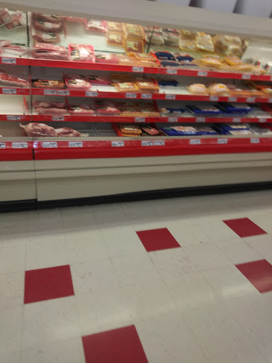 Grocery Store «Save-A-Lot», reviews and photos, 12860 US-301 #5, Dade City, FL 33525, USA