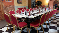Atmosphère du Restaurant Les Marronniers à Saint-Sauveur-de-Montagut - n°9