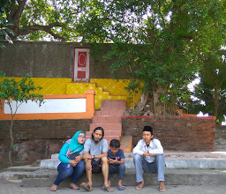 Makam Raden Wijaya photo