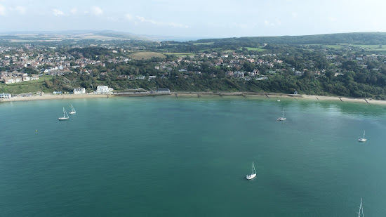 Totland Beach