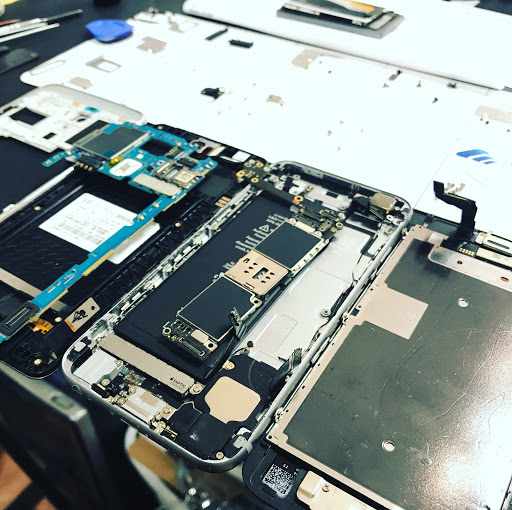 Cell Phone Store «Eazy Computers & iPhone Repair», reviews and photos, 930 Arch St, Philadelphia, PA 19107, USA