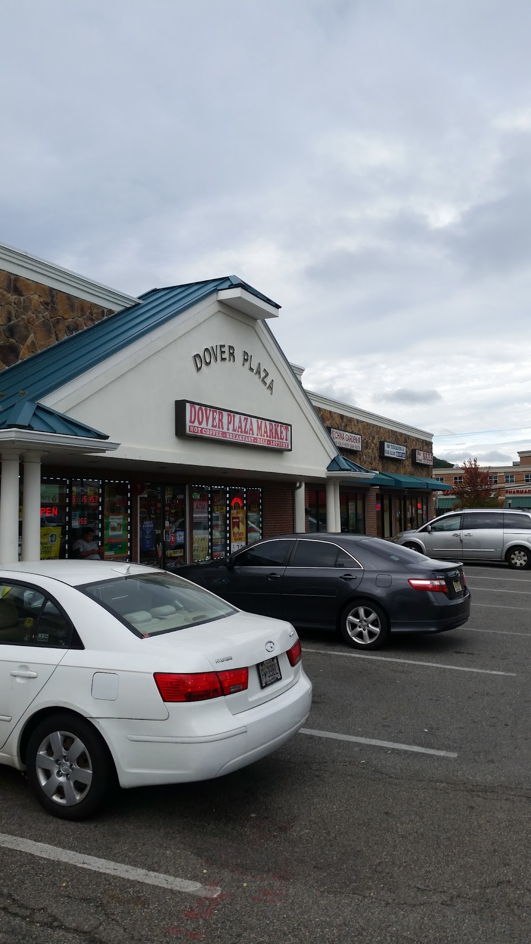 Dover Plaza Market