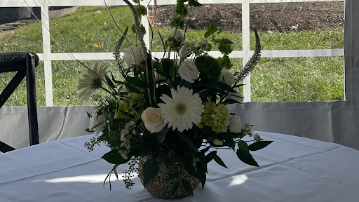 Dillon- Chapin Florist, 311 Cedarwood Ln, Newington, CT 06111, USA, 