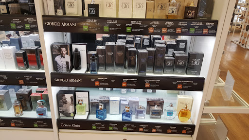 Hair Salon «Ulta Beauty», reviews and photos, 24235 Magic Mountain Pkwy, Valencia, CA 91355, USA