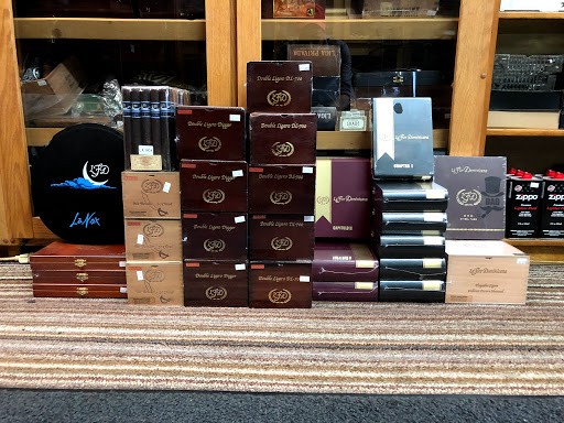 Tobacco Shop «Tobacco City», reviews and photos, 3281 W 115th St, Merrionette Park, IL 60803, USA