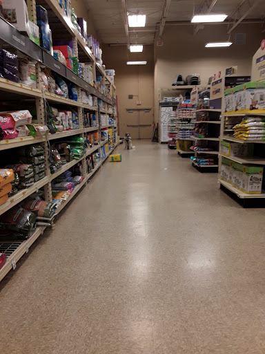 Pet Supply Store «PetSmart», reviews and photos, 3500 S Glenstone Ave, Springfield, MO 65804, USA