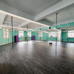 [自家] 台南鋼管舞教室新開幕