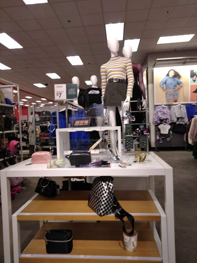 Department Store «Target», reviews and photos, 850 W North Ave, Melrose Park, IL 60160, USA