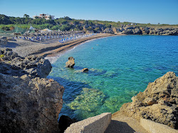 Paralia Stomio'in fotoğrafı küçük koy ile birlikte