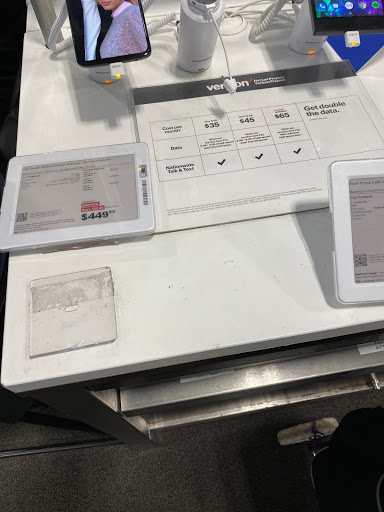 Electronics Store «Best Buy», reviews and photos, 13107 40 Rd c300, Flushing, NY 11354, USA