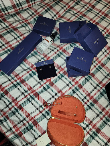 Jewelry Store «Swarovski», reviews and photos, 1421 Walnut St, Philadelphia, PA 19102, USA