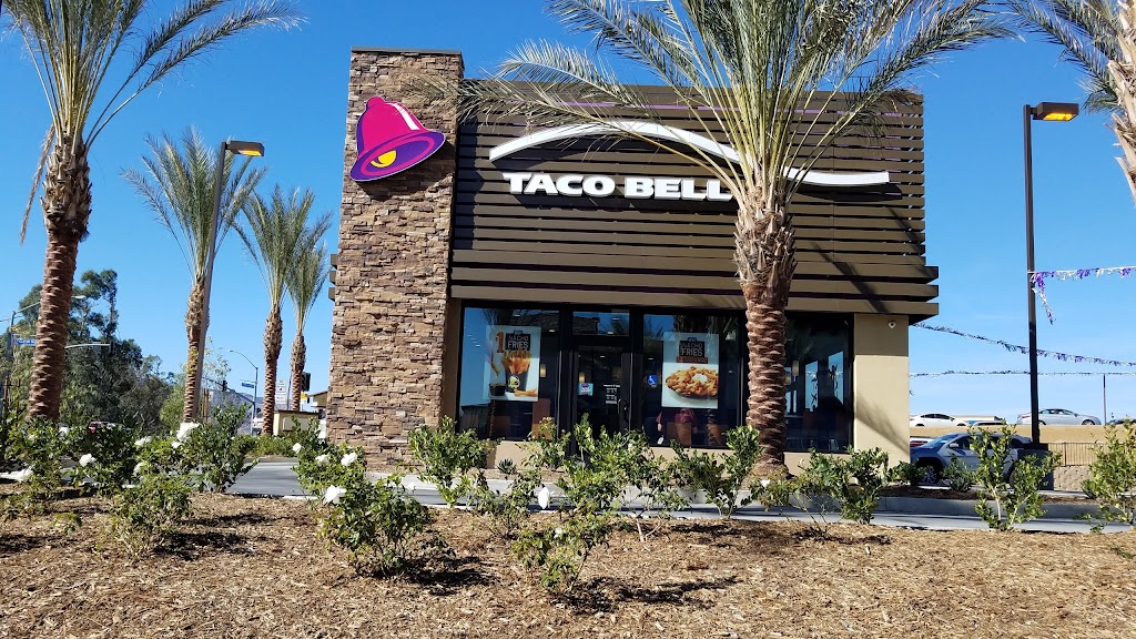 Taco Bell 92595