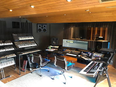711 Productions Hoge Kaart 197 F, 2930 Brasschaat, Belgique