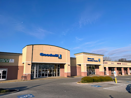 Thrift Store «Goodwill Store & Donation Center», reviews and photos, 3231 Lincoln Hwy E, Thorndale, PA 19372, USA