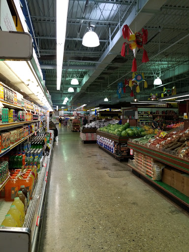 Grocery Store «La Rosita Grocery Store», reviews and photos, 500 North Ave, Glendale Heights, IL 60139, USA