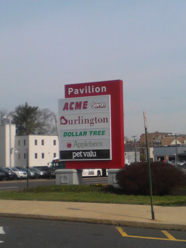 Clothing Store «Burlington Coat Factory», reviews and photos, 323 Old York Rd, Jenkintown, PA 19046, USA