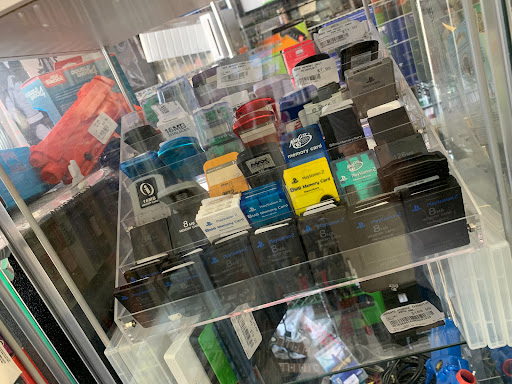 Video Game Store «Play It Trade It», reviews and photos, 4324 N High St, Columbus, OH 43214, USA