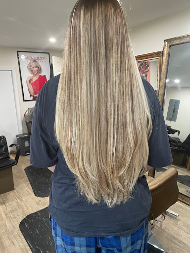 Beauty Salon «Zuni Hair Dominican Salon», reviews and photos, 358 N 4th St, Reading, PA 19601, USA