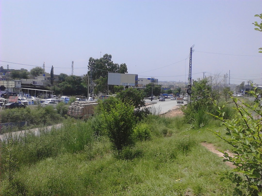 Kahuta Humak Road Junction Bus Stop